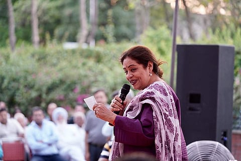 പ്രചാരണത്തിന് കുട്ടികള്  : ബിജെപി എംപിക്ക് തെരഞ്ഞെടുപ്പ് കമ്മീഷന്റെ നോട്ടീസ് ; ക്ഷമ ചോദിച്ച് കിരണ് ഖേര്