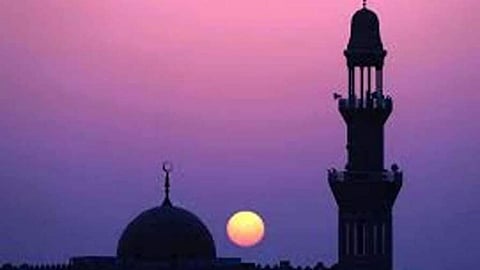 നാളെ റംസാൻ ഒന്ന്; കേരളത്തിൽ വ്രതാരംഭം