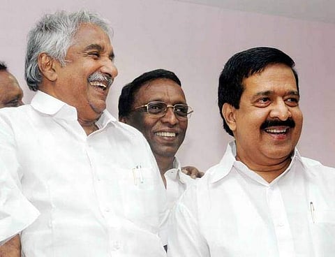 ജനകീയ മെട്രോ യാത്ര: ഉമ്മൻ ചാണ്ടിക്കും ചെന്നിത്തലയ്ക്കും ജാമ്യം