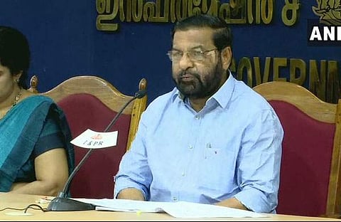 സര്ക്കാര് റിവ്യു ഹര്ജി നല്കില്ല, വിധി നടപ്പാക്കുമെന്ന് കടകംപള്ളി