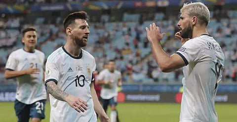 ഖത്തറിനെ 2-0ന് തോല്പ്പിച്ചു; അര്ജന്റീന ക്വാര്ട്ടറില്