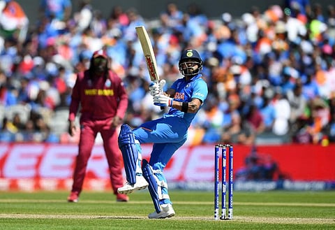 വിരാട് കോഹ്ലിക്ക് അർധ സെഞ്ച്വറി; നാല് വിക്കറ്റുകൾ നഷ്ടം; കരുതലോടെ ഇന്ത്യ