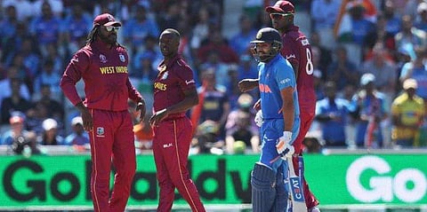 രോഹിത്തിന്റെ പുറത്താവല്; തേര്ഡ് അമ്പയര് ഇംഗ്ലണ്ടിനെ രക്ഷിക്കാന് ചെയ്തത്? ഗൗഫിന്റെ വിക്കിപ്പീഡിയയും തിരുത്തി ആരാധകര്