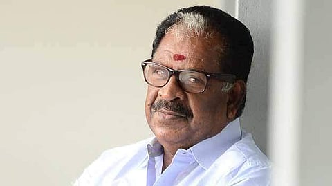 കൊല്ലം തുളസിയുടെ കയ്യില് നിന്ന് ആറ് ലക്ഷം തട്ടി; യുവമോര്ച്ച നേതാവ് അറസ്റ്റില്