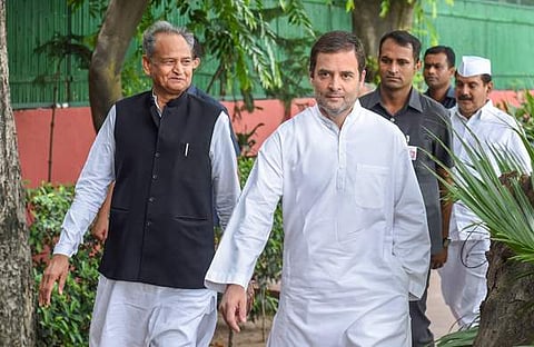 അശോക് ഗെലോട്ട് രാഹുല് ഗാന്ധിക്കൊപ്പം (ഫയല്)