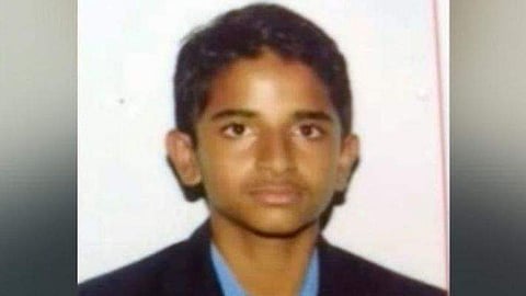 ക്രിക്കറ്റിനെച്ചൊല്ലി തര്ക്കം: കൊടൈക്കനാലില് പത്താം ക്ലാസ് വിദ്യാര്ത്ഥിയെ സഹപാഠി കുത്തിക്കൊന്നു