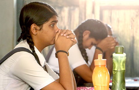 എസ്എസ്എല്സി പരീക്ഷയ്ക്ക് തൊട്ടുമുമ്പ് പ്രാര്ത്ഥിക്കുന്ന വിദ്യാര്ത്ഥികള്/ ചിത്രം: എക്സ്പ്രസ്