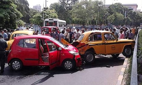 വാഹനാപകടങ്ങളില് പരിക്കേറ്റാൽ രണ്ടരലക്ഷം രൂപ, മരിച്ചവരുടെ ബന്ധുക്കള്ക്ക് അഞ്ചു ലക്ഷം; മോട്ടോര് വാഹന നിയമ ഭേദഗതി രാജ്യസഭ പാസാക്കി