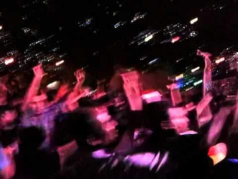 കൊച്ചിയില് നൈറ്റ് പാര്ട്ടിക്കിടെ യുവതിയെ അപമാനിക്കാന് ശ്രമം; മൂന്ന് പേര്ക്കെതിരെ കേസ്