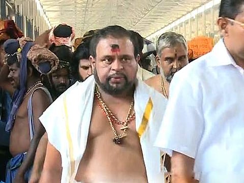 12 വര്ഷമായി അകാരണമായി മാറ്റി നിര്ത്തുന്നു; വീണ്ടും ശബരിമല തന്ത്രിയാക്കണം; ഹൈക്കോടതിയില് ഹര്ജിയുമായി കണ്ഠരര് മോഹനര്