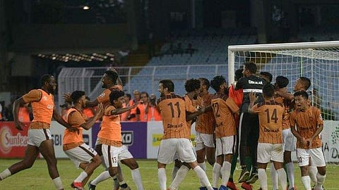 22 വര്ഷത്തെ കാത്തിരിപ്പിന് അവസാനം; ഡ്യൂറന്റ് കപ്പില് മുത്തമിട്ട് ചരിത്രമെഴുതി ഗോകുലം