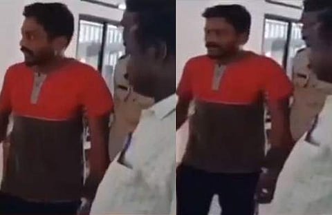 തീവ്രവാദ ഭീഷണി; ഖാദര് റഹീം കൊച്ചിയില് കസ്റ്റഡിയില്, പിടികൂടിയത് കോടതിയില് കീഴടങ്ങാന് എത്തിയപ്പോള്