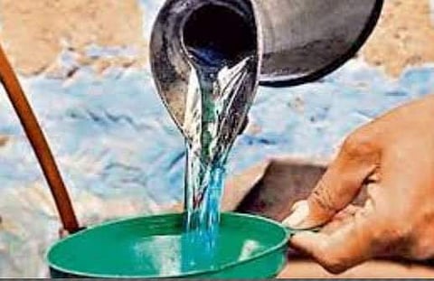 മണ്ണെണ്ണ ഇനി മുഴുവന് വിലയും കൊടുത്തു വാങ്ങണം; സബ്സിഡി ബാങ്ക് അക്കൗണ്ടിലേക്ക്