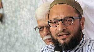 മുന്മുഖ്യമന്ത്രി കശ്മീരില് പോകുന്നത് അനുമതി തേടി; ഇതാണോ നോര്മല്?: അസസുദ്ദീന് ഉവൈസി