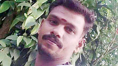 കൊടുങ്ങല്ലൂരില് യുവാവിനെ കൊന്ന് കുറ്റിക്കാട്ടില് തള്ളി, ഇതരസംസ്ഥാന തൊഴിലാളികളായ നാലംഗ സംഘം മുങ്ങി