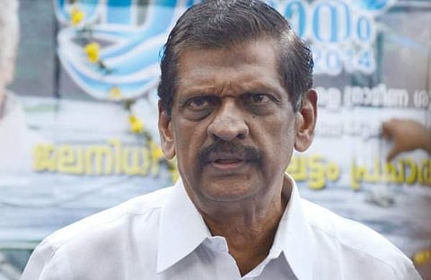 ശകുനംമുടക്കാന് നോക്കുകുത്തിയെപ്പോലെ നിന്നവര് വിഡ്ഢികളായി; പിജെ ജോസഫിന് എതിരെ കേരള കോണ്ഗ്രസ് മുഖപത്രം