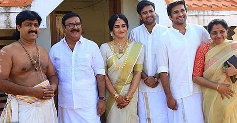 മണിയൻ പിള്ള രാജുവിന്റെ മകൻ വിവാഹിതനായി; വധു ഐശ്വര്യ