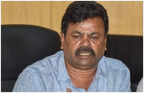 മണ്ഡലത്തെ മുഴുവന് കാവി പുതപ്പിക്കും; ഞങ്ങള്ക്കൊപ്പം നിന്നില്ലെങ്കില് വികസനം നടത്തില്ല, മുസ്ലിംകളോട് ബിജെപി എംഎല്എ