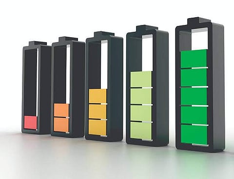 ചാര്ജ് നില്ക്കുന്നില്ല എന്ന വിഷമം ഇനിവേണ്ട!; അഞ്ചുദിവസം സ്മാര്ട്ട്ഫോണ് ഉപയോഗിക്കാം, ഒറ്റ ചാര്ജില് 1000 കിലോമീറ്റര് വരെ കാര് ഓടിക്കാം; പുതിയ സാങ്കേതികവിദ്യ