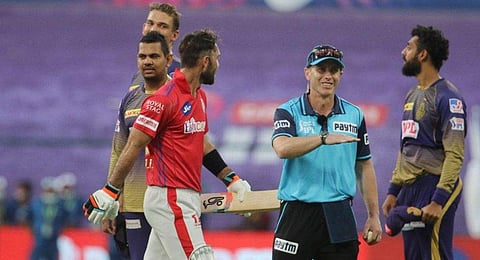 ഒരു പ്ലേഓഫ് സ്പോട്ടിനായി 4 ടീമുകള്, രാജസ്ഥാന് കടക്കാന് സാധ്യത 4 ശതമാനം മാത്രം; കണക്കുകള് ഇങ്ങനെ