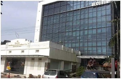 ഊരാളുങ്കല് സൊസൈറ്റി ആസ്ഥാനത്ത് ഇ ഡി പരിശോധന