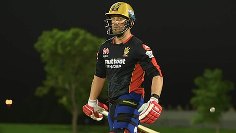 ഞങ്ങള്ക്കും കിരീടത്തിനും ഇടയില് മൂന്ന് കളികള്, ആ മൂന്നിലും ജയിക്കും: ഡിവില്ലിയേഴ്സ്