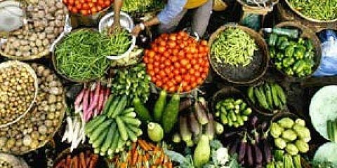 മൊബൈൽ വഴി ഓർഡർ ചെയ്യു; പാൽ മുതൽ പച്ചക്കറിയും ഇറച്ചിയും വരെ ഇനി വീട്ടിലെത്തും