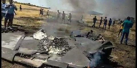 അറബിക്കടലിൽ തകർന്ന് വീണ മിഗ് യുദ്ധ വിമാനത്തിൻറെ അവശിഷ്ടങ്ങൾ കണ്ടെത്തി; നാല് ദിവസം പിന്നിട്ടിട്ടും പൈലറ്റിനെ കണ്ടെത്താനായില്ല