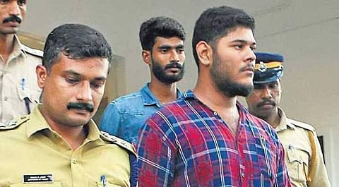 യുഎപിഎ കേസ്: അലന് ഷുഹൈബിനെ തലശ്ശേറി സ്കൂള് ഓഫ് ലീഗല് സ്റ്റഡീസ് പുറത്താക്കി