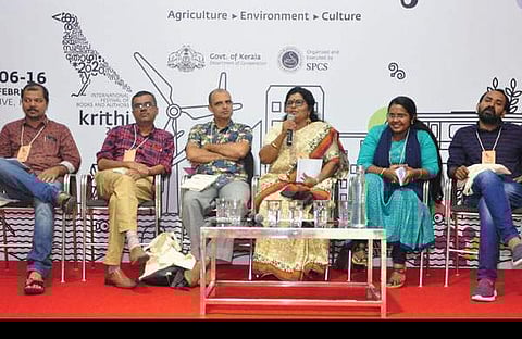 കൃതി അന്താരാഷ്ട്ര പുസ്തകോത്സവത്തില് കഥാപാത്രമാവുന്ന കഥാകൃത്ത് എന്ന വിഷയത്തില് നടന്ന ചര്ച്ച