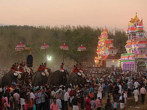 ഉത്രാളിക്കാവ് പൂരം : ഇന്ന് പ്രാദേശിക അവധി