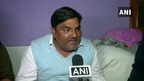 ഐബി ഉദ്യോഗസ്ഥന്റെ കൊലപാതകം; പൊലീസ് കേസെടുത്തതിന് പിന്നാലെ താഹിര് ഹുസൈനെ എഎപി സസ്പെന്റ് ചെയ്തു