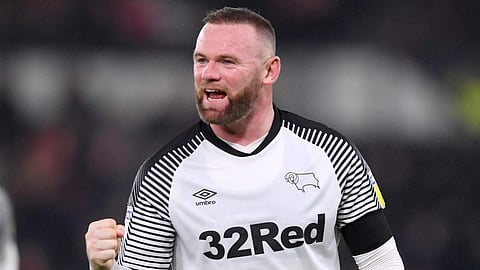 'ഗിനി പന്നികളെ പോലെയാണ് ഫുട്ബോള് താരങ്ങളെ കണ്ടത്'; കുടുംബത്തെ കൊറോണ ബാധിച്ചാല് വിരമിക്കുമെന്ന് റൂണി