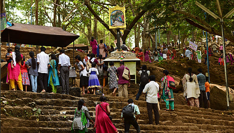 കൊറോണ: മലയാറ്റൂർ കുരിശുമുടി തീർത്ഥാടനം നിർത്തിവച്ചു