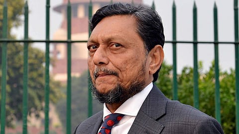 'എങ്കില് ഞങ്ങള് കോടതി അടച്ചിടും' ;രോഷാകുലനായി ചീഫ് ജസ്റ്റിസ്