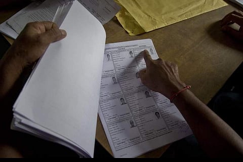 കോവിഡ് 19; സെന്സസ്, എന്പിആര് നടപടികള് നിര്ത്തിവച്ചു