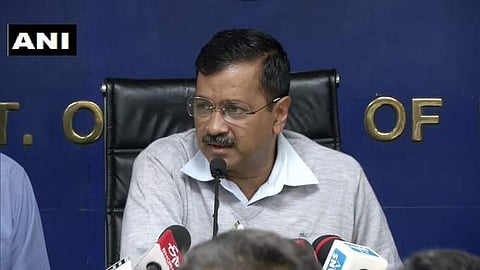 കലാപവും കൊറോണയും; ഹോളി ആഘോഷത്തിനില്ലെന്ന് കെജരിവാള്