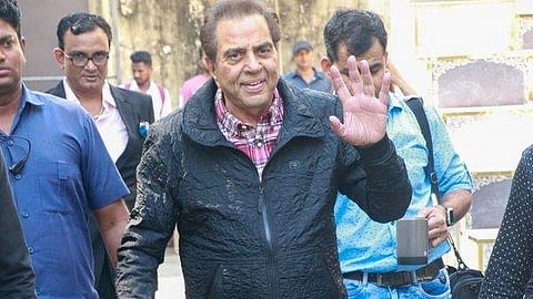 നടന് ധര്മേന്ദ്രയുടെ ഹീ-മാന് റസ്റ്റോറന്റ് അടച്ചുപൂട്ടി