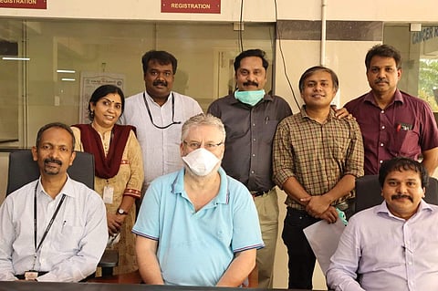 കോവിഡ് തോറ്റു: ഭാര്യയ്ക്ക് പിന്നാലെ ബ്രിട്ടീഷ് പൗരനും ആശുപത്രി വിട്ടു; മരണമുഖത്തു നിന്ന് ബ്രയാന് നീല് ജീവിതത്തിലേക്ക് തിരിച്ചെത്തി