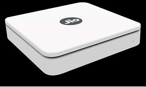 കേരളത്തിലെ പ്രധാനനഗരങ്ങളില് അതിവേഗ ഇന്റര്നെറ്റ് സേവനവുമായി ജിയോഫൈബര്