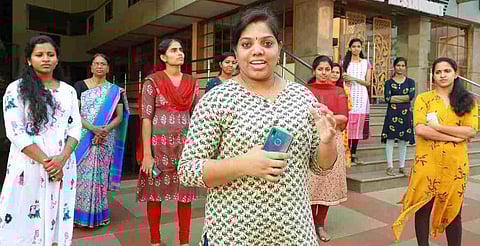 കല്യാണം മാറി, പിന്നേയും മാറി, കൊറോണ മാറുന്ന കാലത്തേക്ക്; കല്യാണത്തിരക്കില് നിന്ന് കൊറോണ വാര്ഡിലേക്ക്