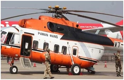 മരുന്നുമായി തിരുവനന്തപുരത്ത് പറന്നെത്തി; കേരളത്തിന് വേണ്ടി പവൻ ഹാൻസിന്റെ ആദ്യ ദൗത്യം