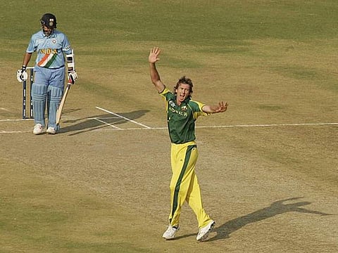 ഹാട്രിക് തികയ്ക്കാന് ഇന്ത്യന് വന്മതിലിന്റെ വിക്കറ്റ്! മഗ്രാത്തിന്റെ സ്വപ്ന ഹാട്രിക് പട്ടികയില് ത്രില്ലടിച്ച് ആരാധകര്