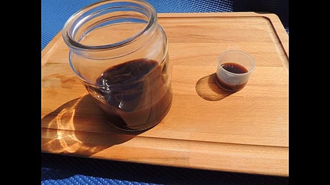 മദ്യത്തിന് പകരം വീര്യം കൂടിയ അരിഷ്ടം; ഡോക്ടറുടെ കുറിപ്പില്ലാതെ ആയുര്വേദ മരുന്നുകള് നല്കരുതെന്ന് എക്സൈസ്, ലൈസന്സുള്ള കടകള് മാത്രം തുറന്നാല് മതി