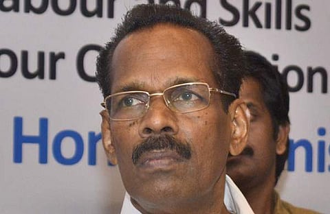 ലോക്ക്ഡൗണ് തീരും വരെ മദ്യവില്പ്പന ഉണ്ടാകില്ല: മന്ത്രി ടി പി രാമകൃഷ്ണന്