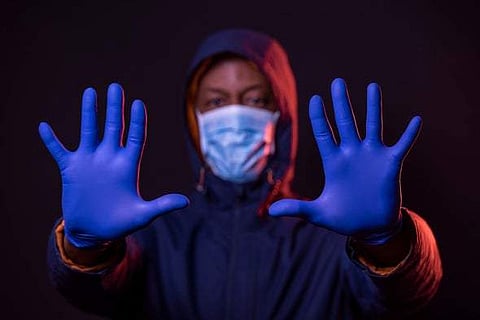 കറുത്തവന്റെ ജീവനെടുക്കുന്ന കോവിഡ്; മഹാമാരിക്കൊപ്പം ഭീഷണിയായി വര്ണ്ണവിവേചനവും