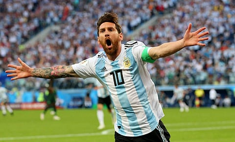 സഹായ ഹസ്തവുമായി മെസിയും; നാല് കോടിയുടെ ആശുപത്രി ഉപകരണങ്ങള് നല്കി ബാഴ്സലോണ സൂപ്പര് താരം