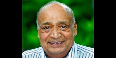 സൗഹൃദങ്ങളെ തൊട്ടറിഞ്ഞ സോഷ്യലിസ്റ്റ്