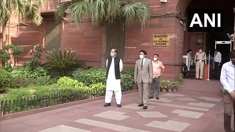 പാകിസ്ഥാനിൽ കാണാതായ ഹൈക്കമ്മീഷൻ ജീവനക്കാർ ഐഎസ്ഐ കസ്റ്റഡിയിൽ; റിപ്പോർട്ട്