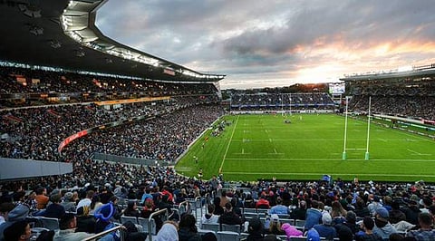 കോവിഡിനെ തോല്പ്പിച്ചതിന്റെ ആഘോഷത്തിലാണ് ന്യൂസിലാന്ഡുകാര്; റഗ്ബി മത്സരത്തിന് എത്തിയത് റെക്കോര്ഡ് കാണികള്